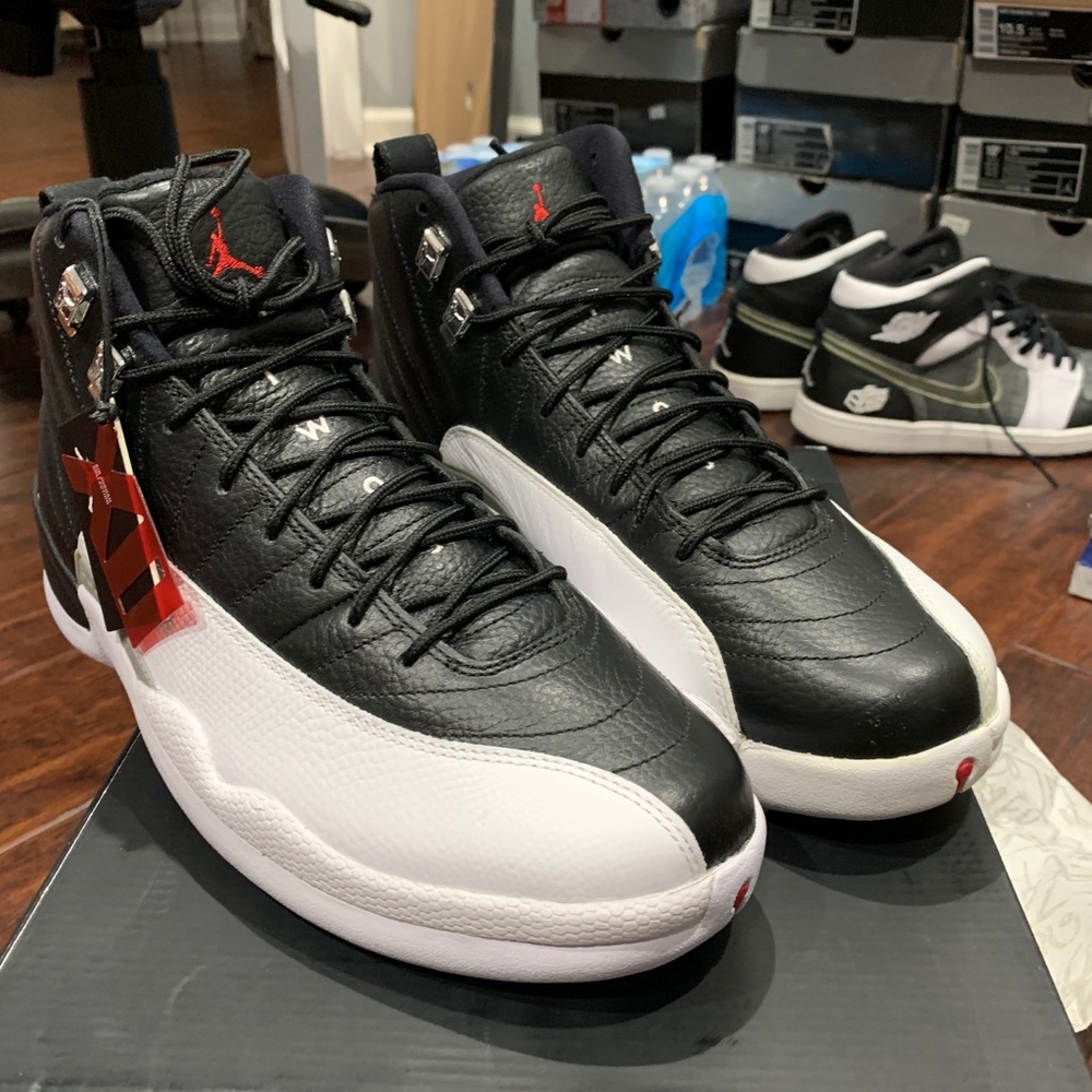 NIKE AIR JORDAN RETRO 12 PLAYOFF SZ 10